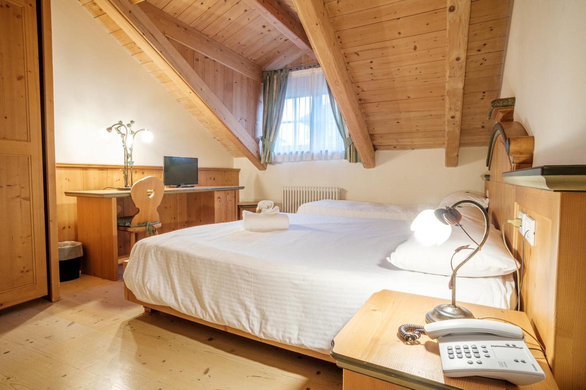 Casa Moresc Spiazzo  Zimmer foto