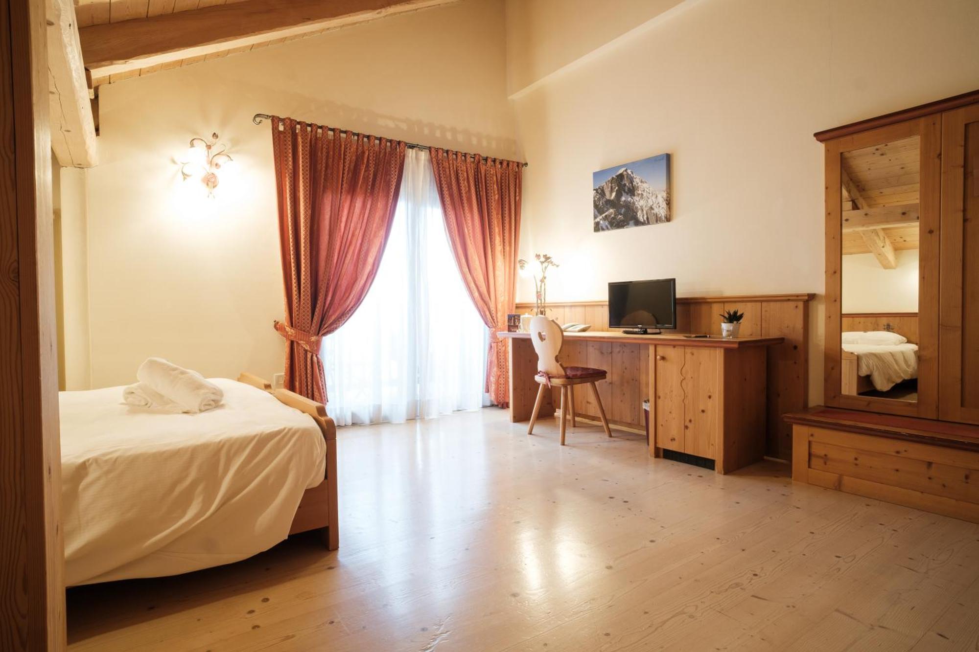 Casa Moresc Spiazzo  Zimmer foto